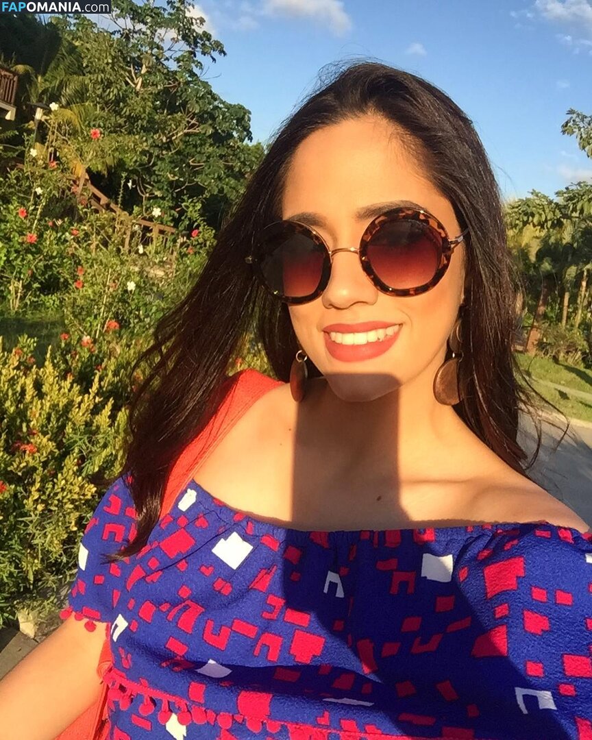 Cecilia Rossell / ceciliarossellhn Çıplak OnlyFans  Sızdırılmış Fotoğraf #20