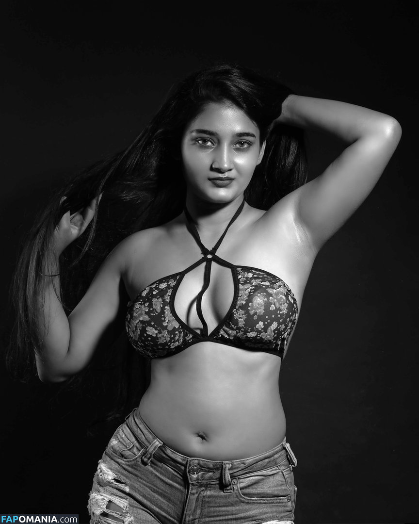 Chandrika Desai / Chandrika Passionica Çıplak OnlyFans  Sızdırılmış Fotoğraf #46