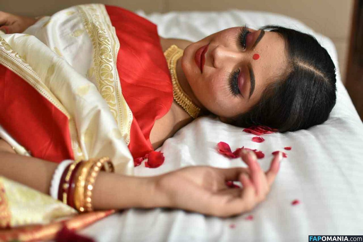 Chandrika Desai / Chandrika Passionica Çıplak OnlyFans  Sızdırılmış Fotoğraf #1078
