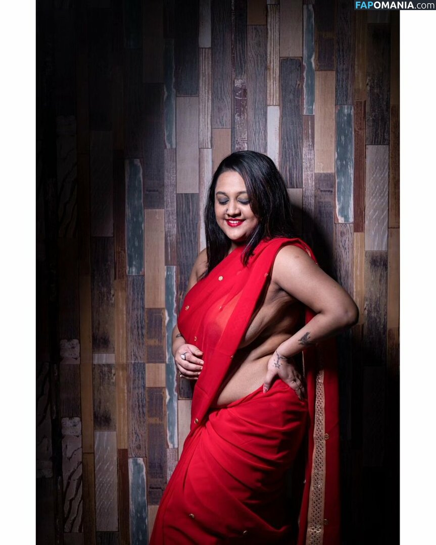 Chandrika Desai / Chandrika Passionica Çıplak OnlyFans  Sızdırılmış Fotoğraf #1117