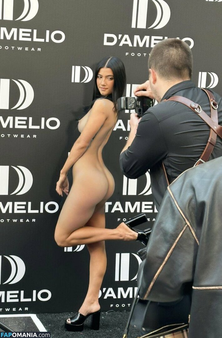 Charli D'Amelio / Charli Damelio / charlidamelio / charliesdamelio Çıplak OnlyFans  Sızdırılmış Fotoğraf #13