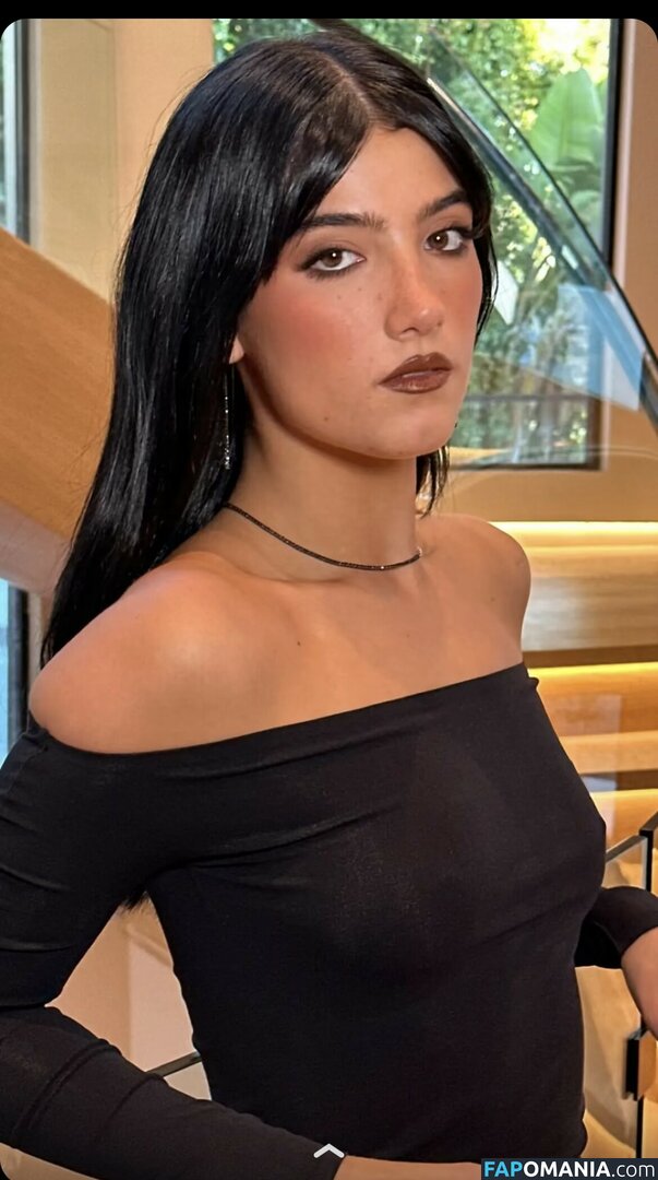 Charli D'Amelio / Charli Damelio / charlidamelio / charliesdamelio Çıplak OnlyFans  Sızdırılmış Fotoğraf #20