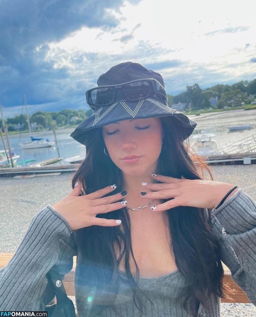 Charli D'Amelio / Charli Damelio / charlidamelio / charliesdamelio Çıplak OnlyFans  Sızdırılmış Fotoğraf #59