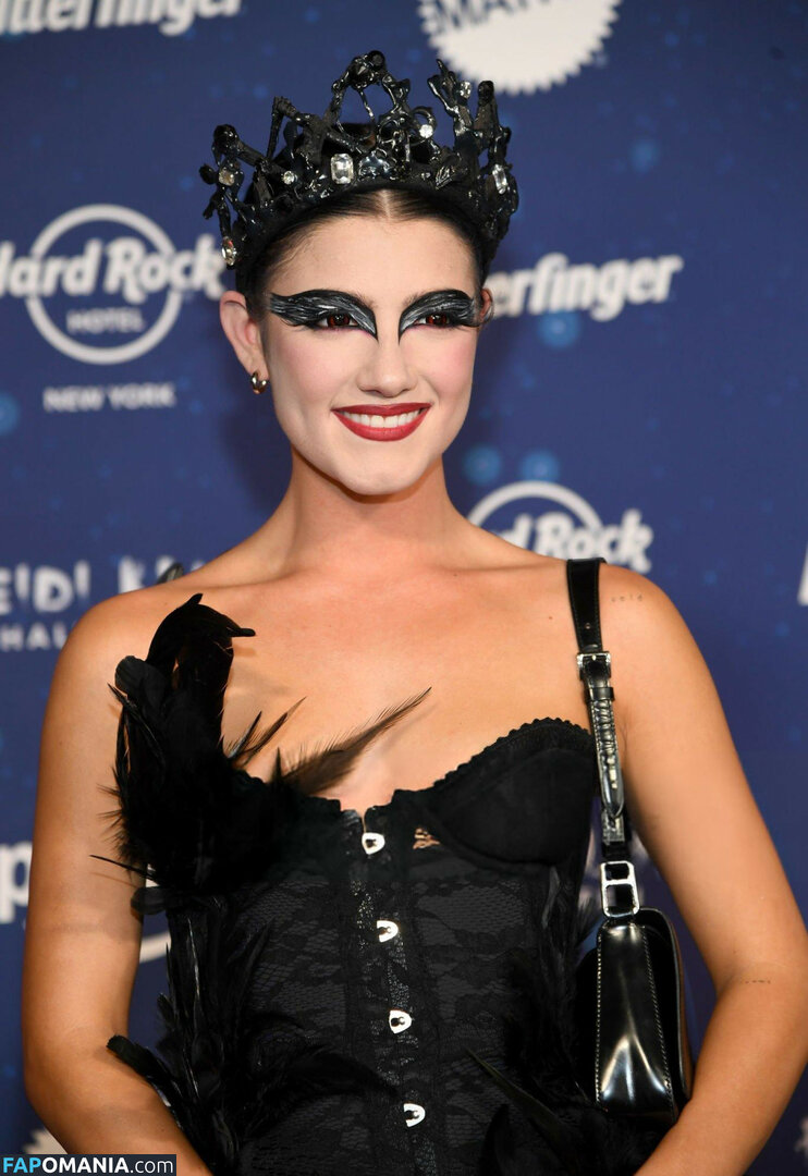 Charli D'Amelio / Charli Damelio / charlidamelio / charliesdamelio Çıplak OnlyFans  Sızdırılmış Fotoğraf #1501