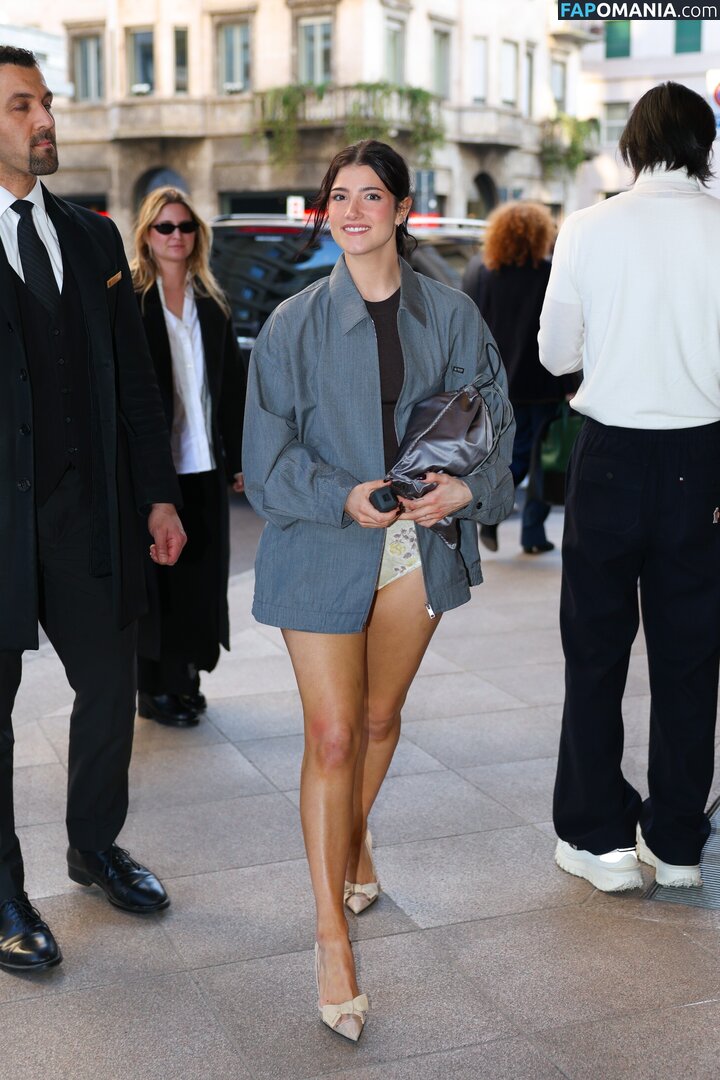 Charli D'Amelio / Charli Damelio / charlidamelio / charliesdamelio Çıplak OnlyFans  Sızdırılmış Fotoğraf #1591