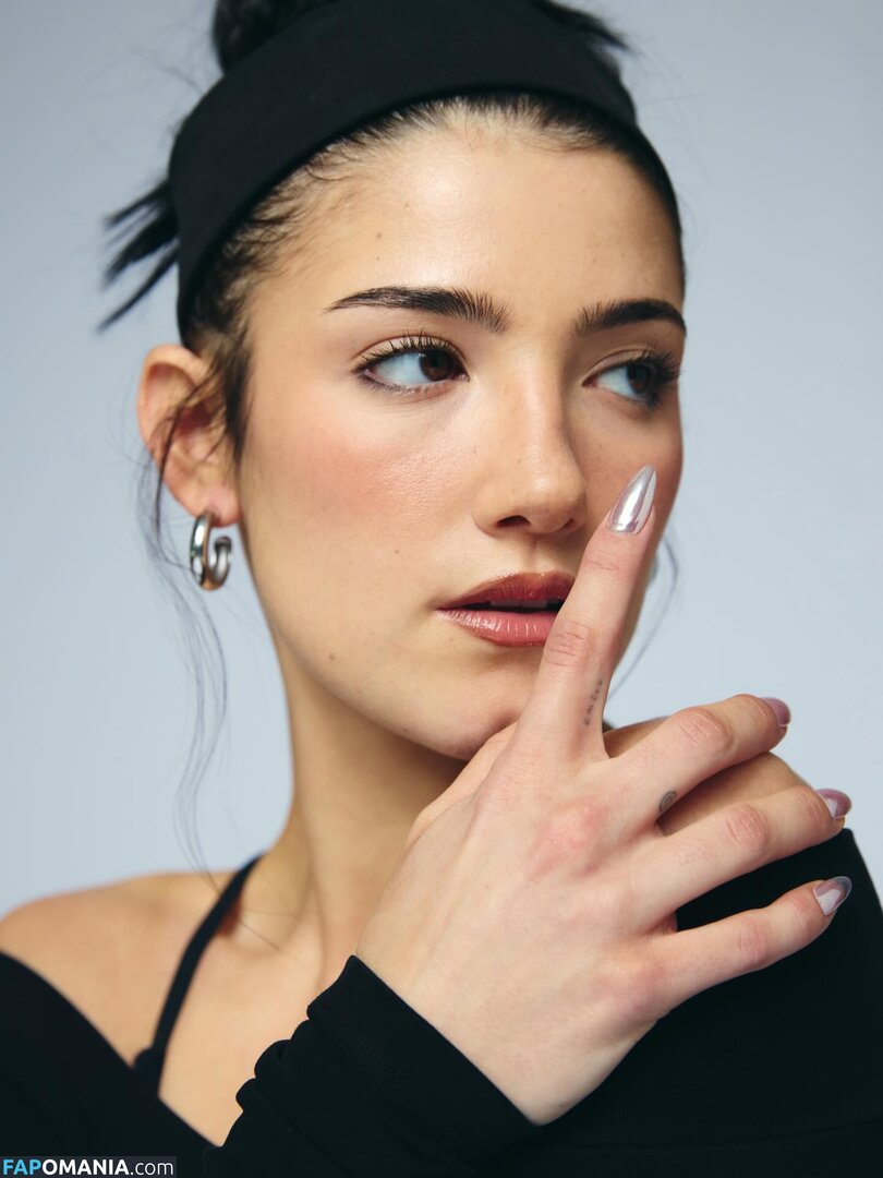 Charli D'Amelio / Charli Damelio / charlidamelio / charliesdamelio Çıplak OnlyFans  Sızdırılmış Fotoğraf #1618