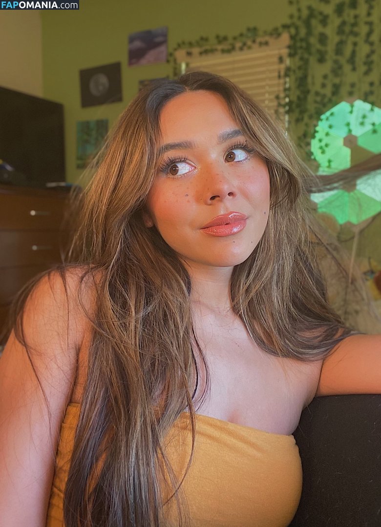 Chellchee Çıplak OnlyFans  Sızdırılmış Fotoğraf #7