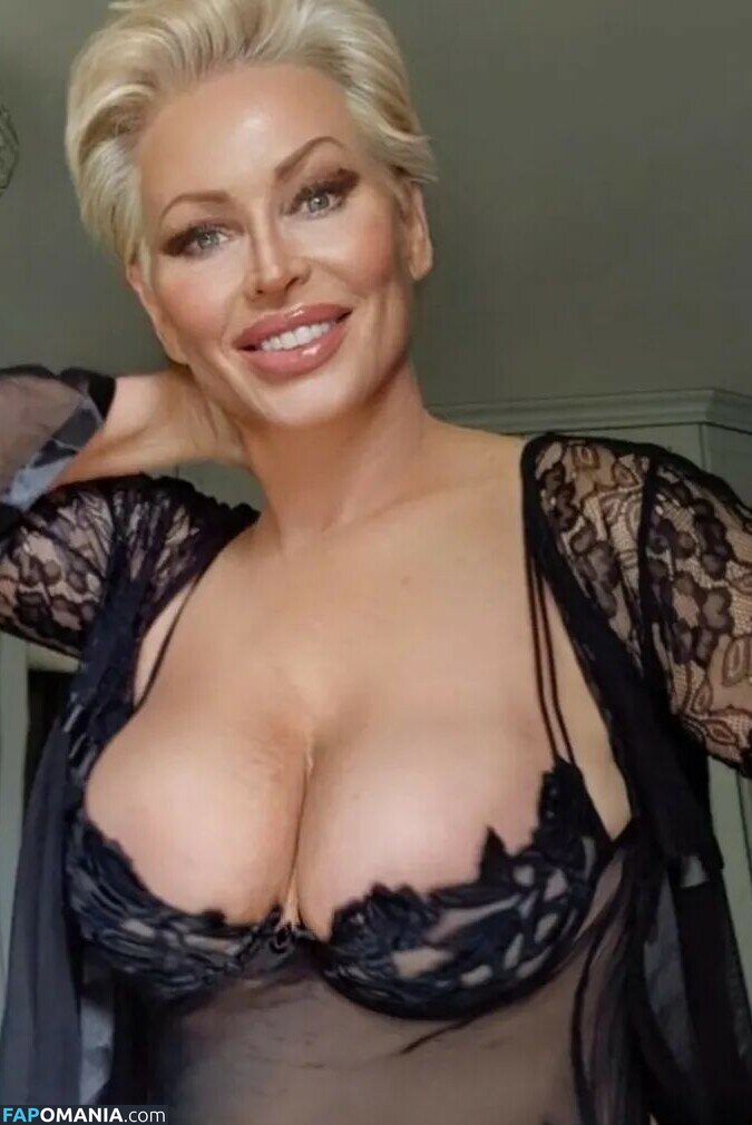 Cheri_vi / cheri_v_0 Çıplak OnlyFans  Sızdırılmış Fotoğraf #4