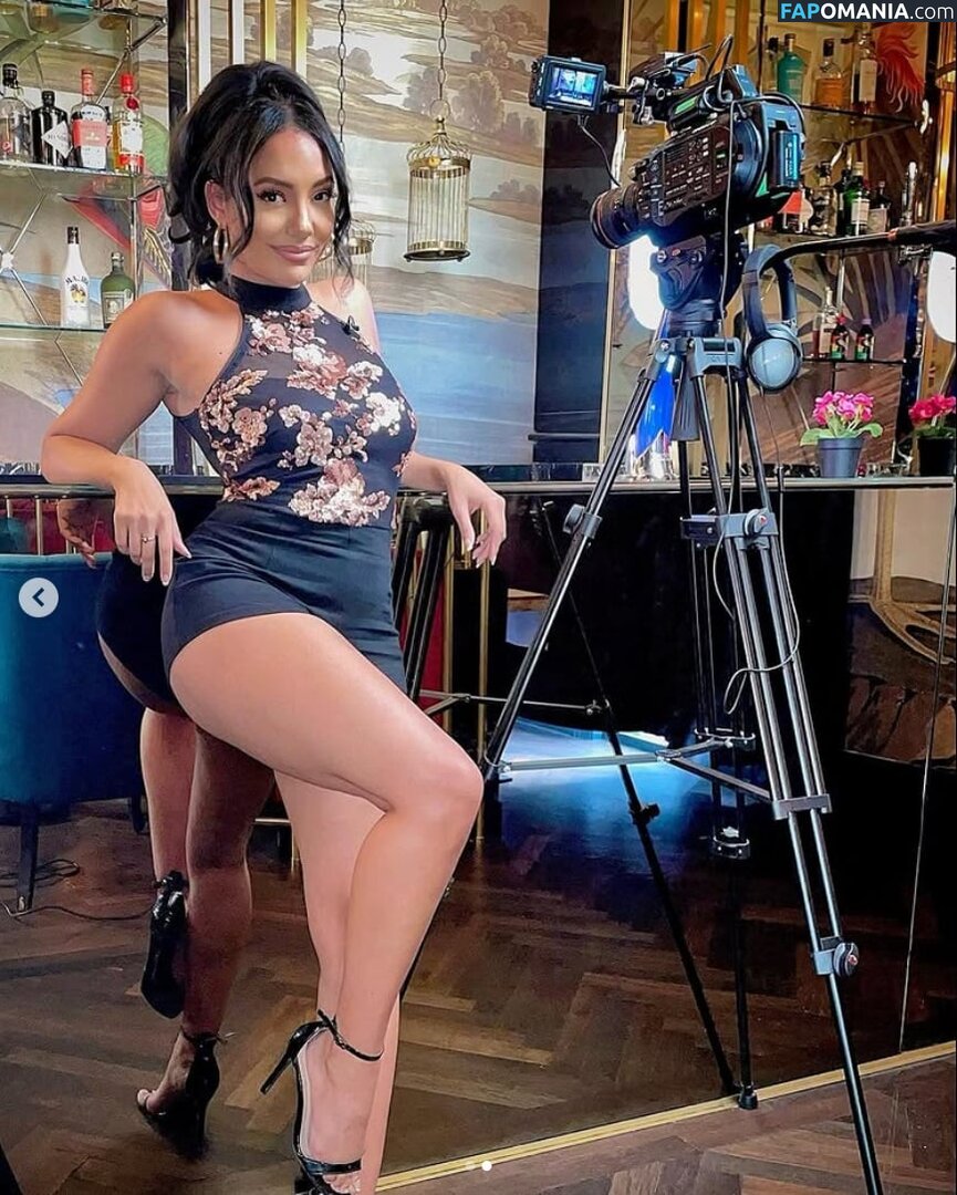 Chian Reynolds Çıplak OnlyFans  Sızdırılmış Fotoğraf #1