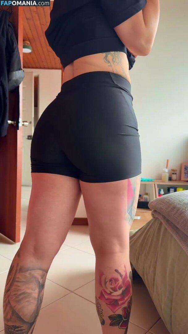 Caroloca Mejía / Helado de Vainilla / chika_bosque / https: / ideas_veg Çıplak OnlyFans  Sızdırılmış Fotoğraf #8