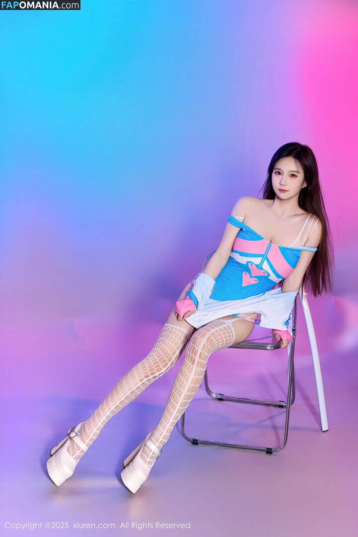 China Xiuren Leaks / xiurenofficial Çıplak OnlyFans  Sızdırılmış Fotoğraf #4