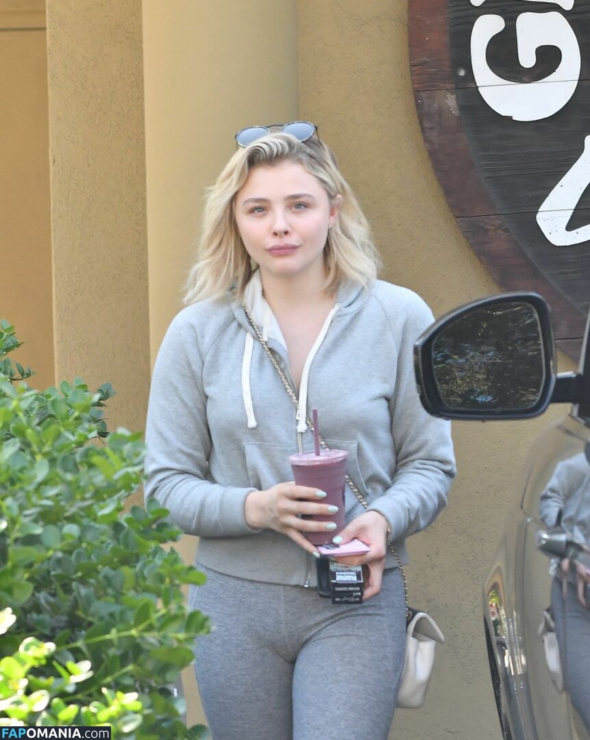 Chloë Grace Moretz / chloegmoretz / https: Çıplak OnlyFans  Sızdırılmış Fotoğraf #526
