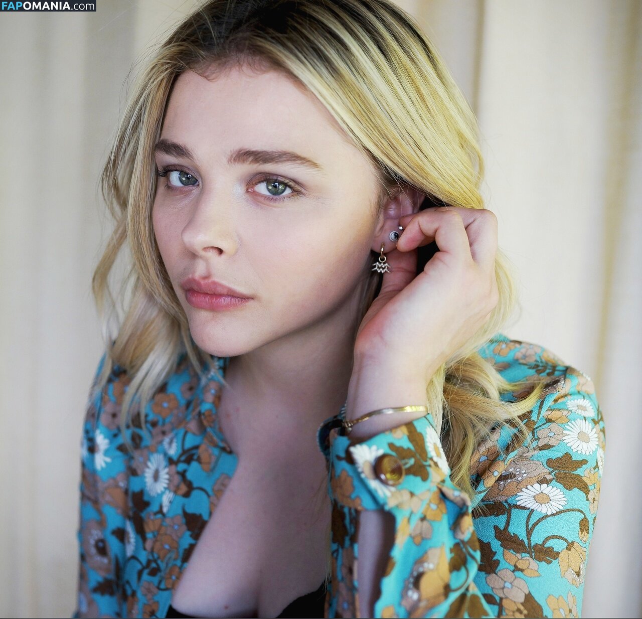 Chloë Grace Moretz / chloegmoretz / https: Çıplak OnlyFans  Sızdırılmış Fotoğraf #597