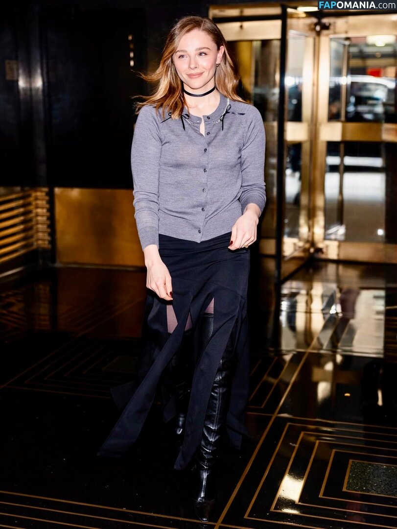 Chloë Grace Moretz / chloegmoretz / https: Çıplak OnlyFans  Sızdırılmış Fotoğraf #941