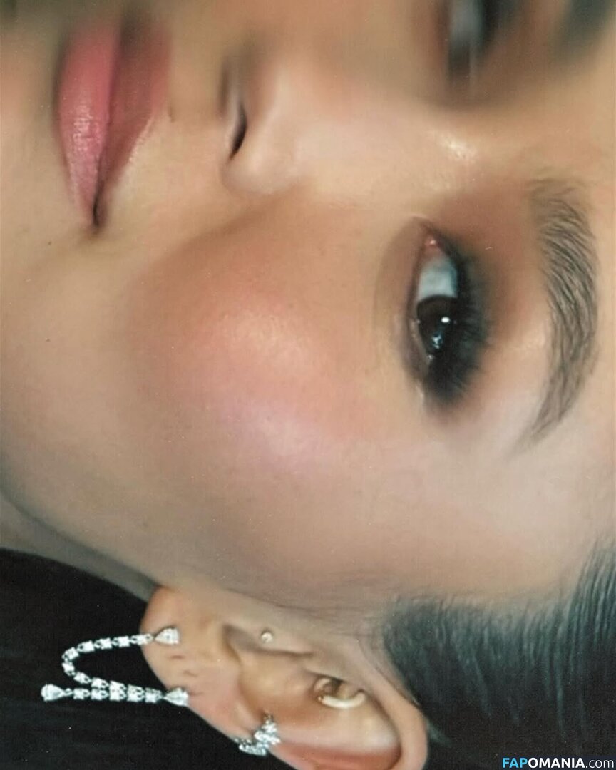 Chloe Kim / chloekim / thechloekim Çıplak OnlyFans  Sızdırılmış Fotoğraf #9