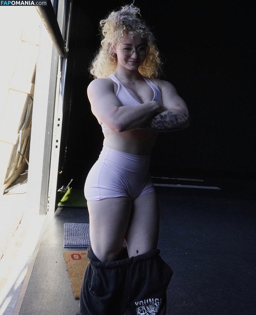 Chloethehokage / chloegrahamx / chloemirisch Çıplak OnlyFans  Sızdırılmış Fotoğraf #2