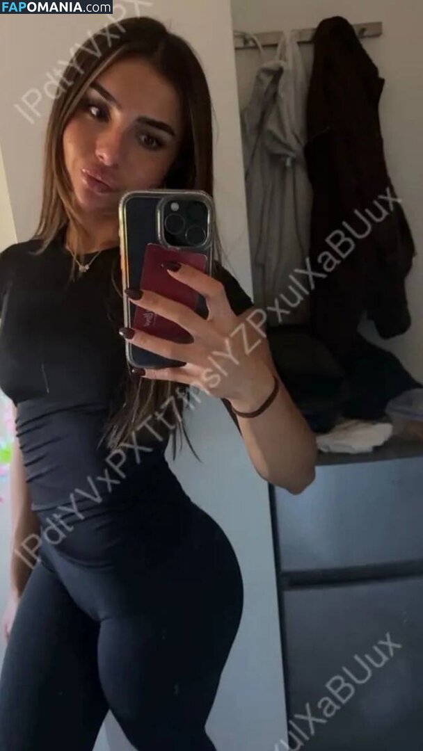 Christabellaeee / itsjadeeeee Çıplak OnlyFans  Sızdırılmış Fotoğraf #3