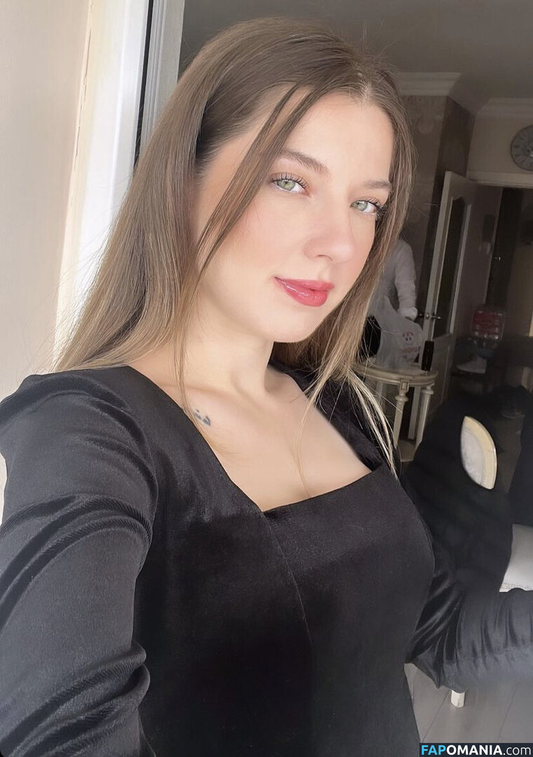 Cigdem Turk / cigdeemturk / cigdemT Çıplak OnlyFans  Sızdırılmış Fotoğraf #2