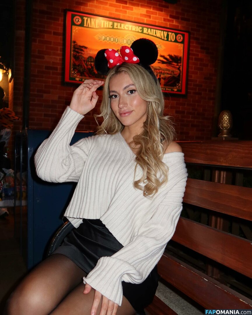 Clara Gomez / Claraatwork / claragomezz Çıplak OnlyFans  Sızdırılmış Fotoğraf #12