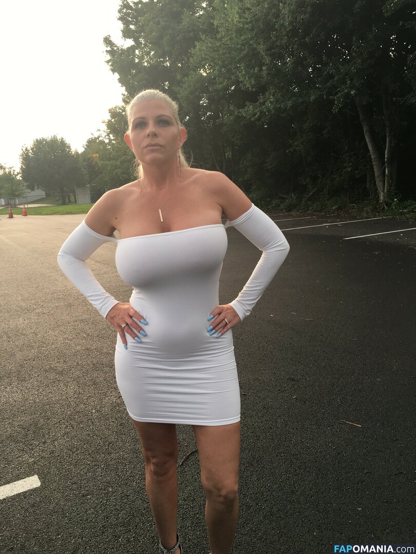 Claudette Monroe / MissMonroeXO / missmonroe Çıplak OnlyFans  Sızdırılmış Fotoğraf #5