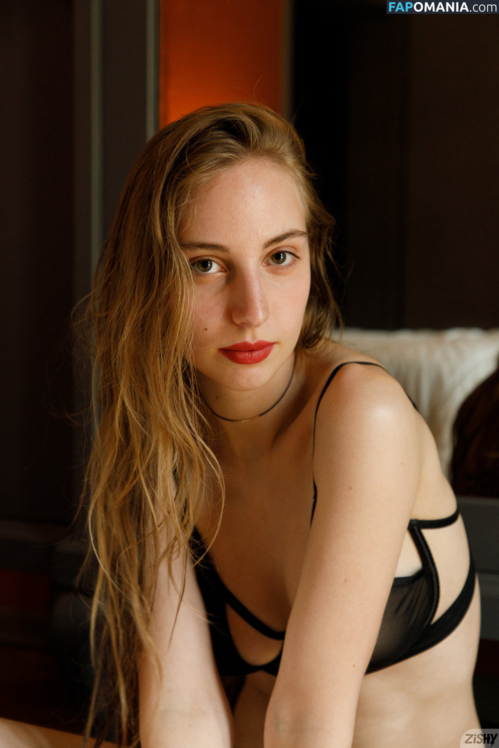 Claudia Lion / Claurilion / officialcclionx Çıplak OnlyFans  Sızdırılmış Fotoğraf #9
