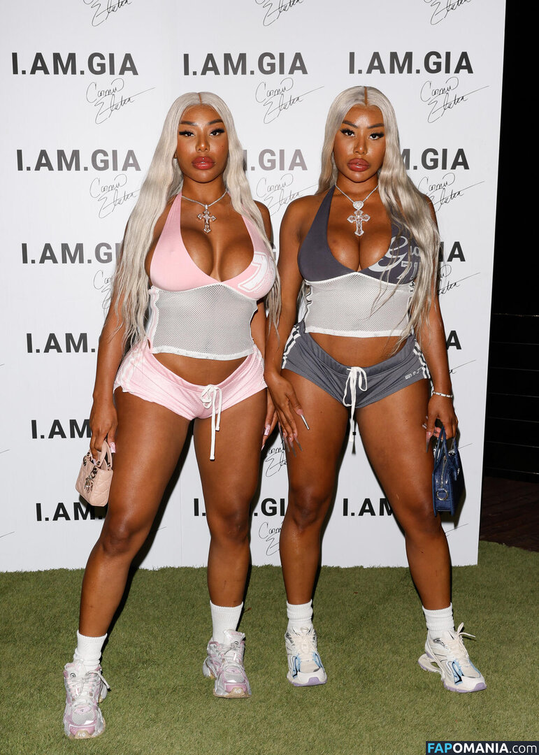 Clermonttwins Çıplak OnlyFans  Sızdırılmış Fotoğraf #35