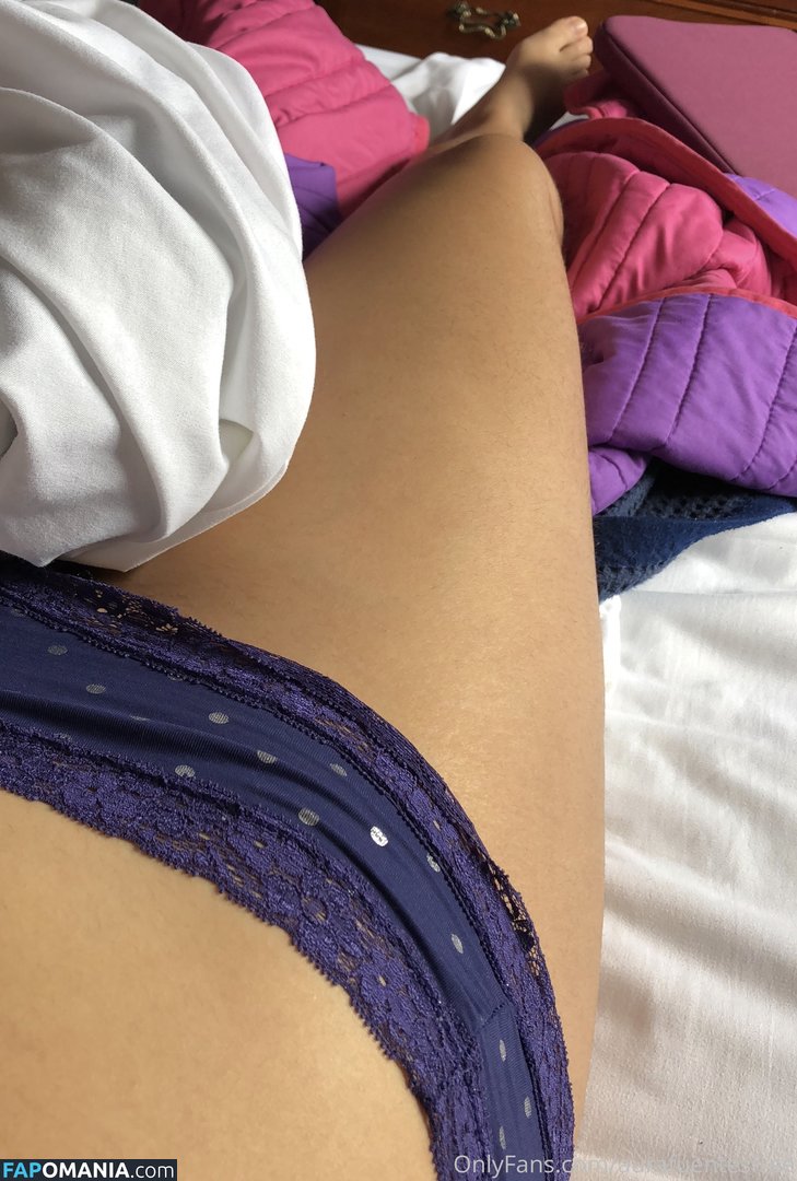 college_u / collegeaura Çıplak OnlyFans  Sızdırılmış Fotoğraf #10