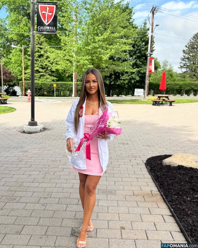Corinnerg_ Çıplak OnlyFans  Sızdırılmış Fotoğraf #1
