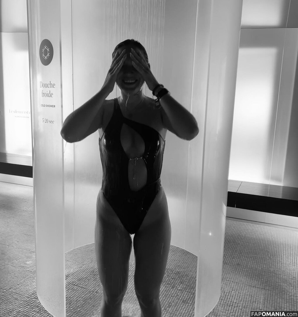 Courtney Sarault / court_sarault / courtsarault / https: Çıplak OnlyFans  Sızdırılmış Fotoğraf #17