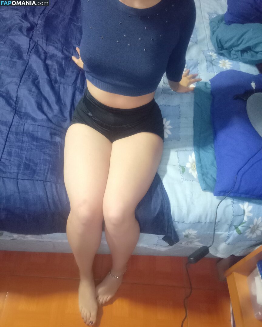 Cristina Scarlett / _Scar_Moon_ / _s_c_a_r_l_e_t_t._ / freescarlettdalton Çıplak OnlyFans  Sızdırılmış Fotoğraf #2