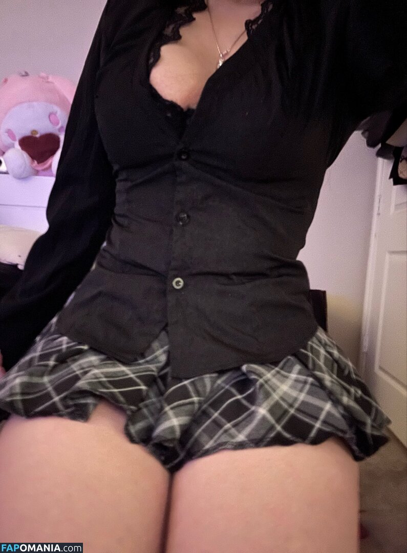 cwuddlemeplz / koohlia / vatonez Çıplak OnlyFans  Sızdırılmış Fotoğraf #4