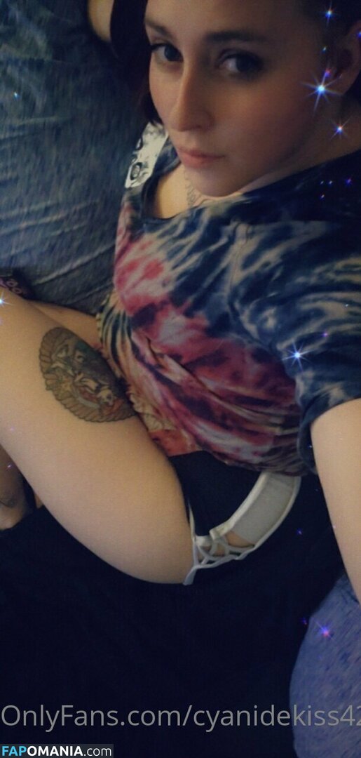 cyanidekiss420 / samanthaxcyanide Çıplak OnlyFans  Sızdırılmış Fotoğraf #22