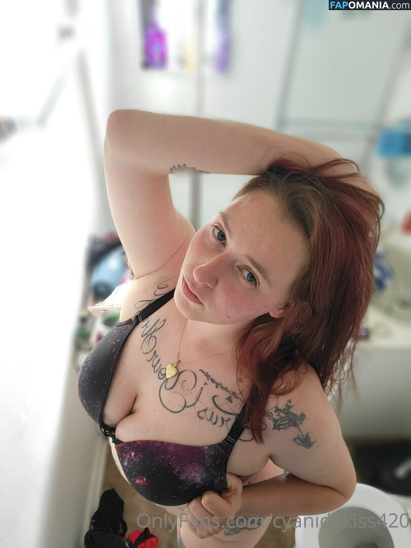 cyanidekiss420 / samanthaxcyanide Çıplak OnlyFans  Sızdırılmış Fotoğraf #29
