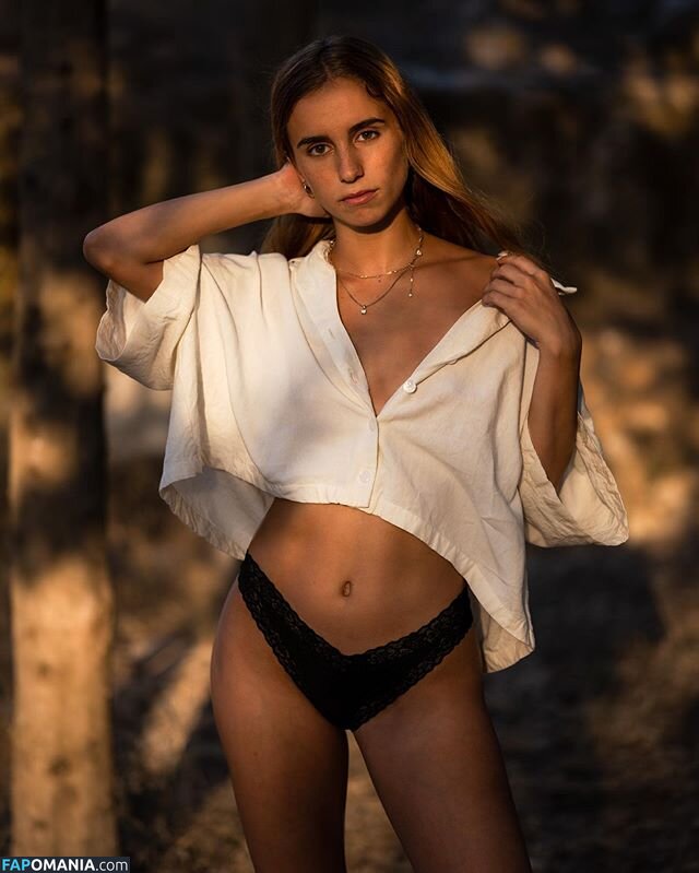 Daniela Karli Çıplak OnlyFans  Sızdırılmış Fotoğraf #1