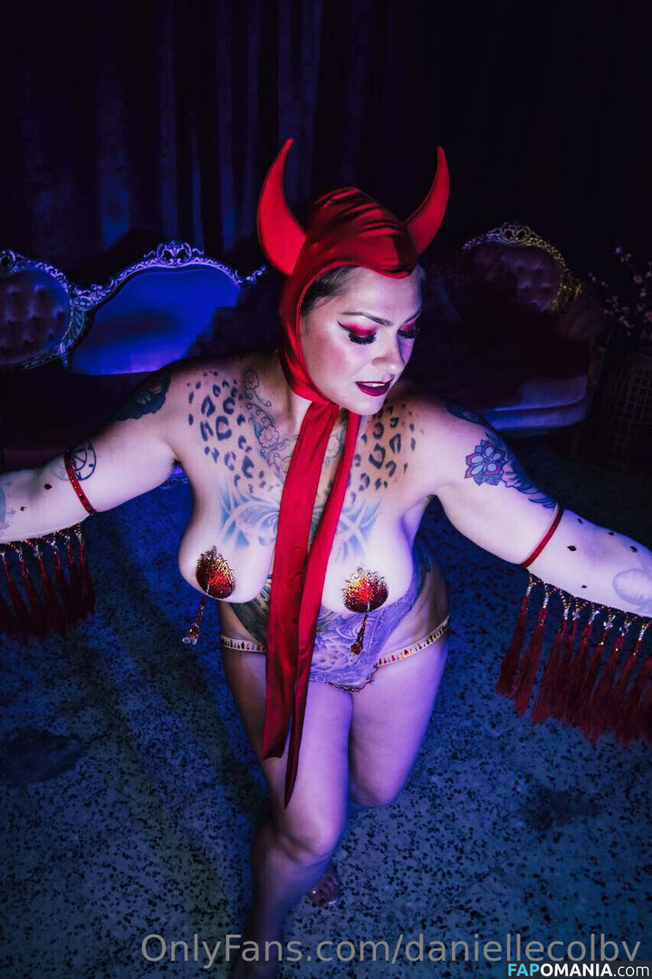 Danielle Colby Çıplak Sızdırılmış Fotoğraf #67