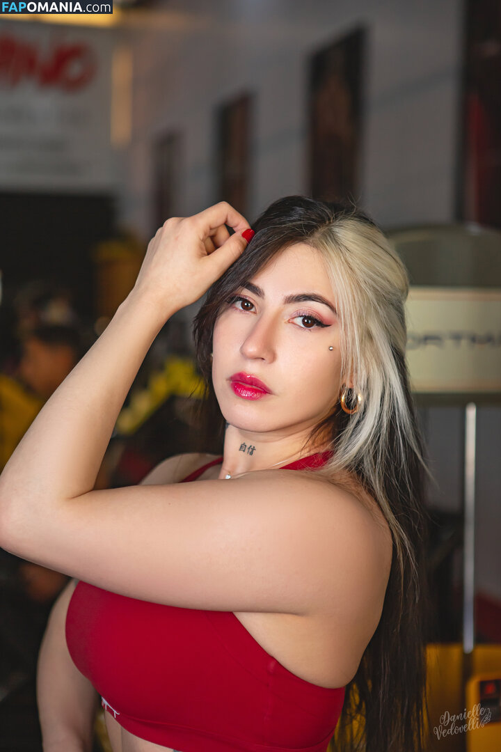 Danielle Vedovelli / Danievedo Çıplak OnlyFans  Sızdırılmış Fotoğraf #1571