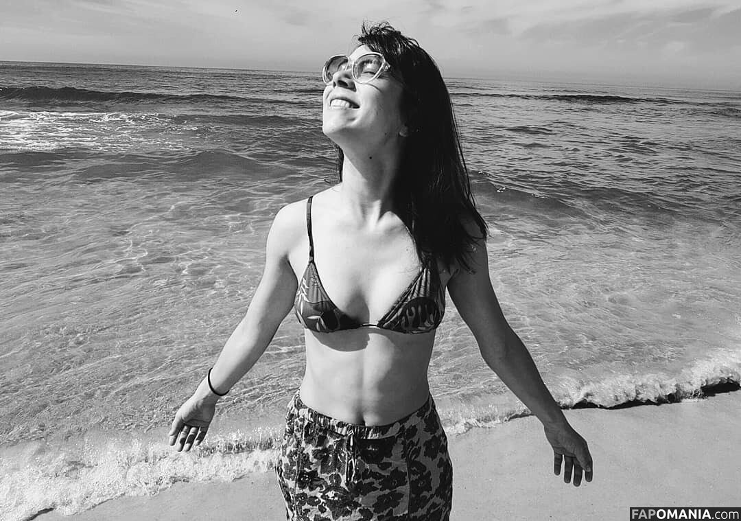 Daphne Bozaski / daphnebozaski Çıplak OnlyFans  Sızdırılmış Fotoğraf #2