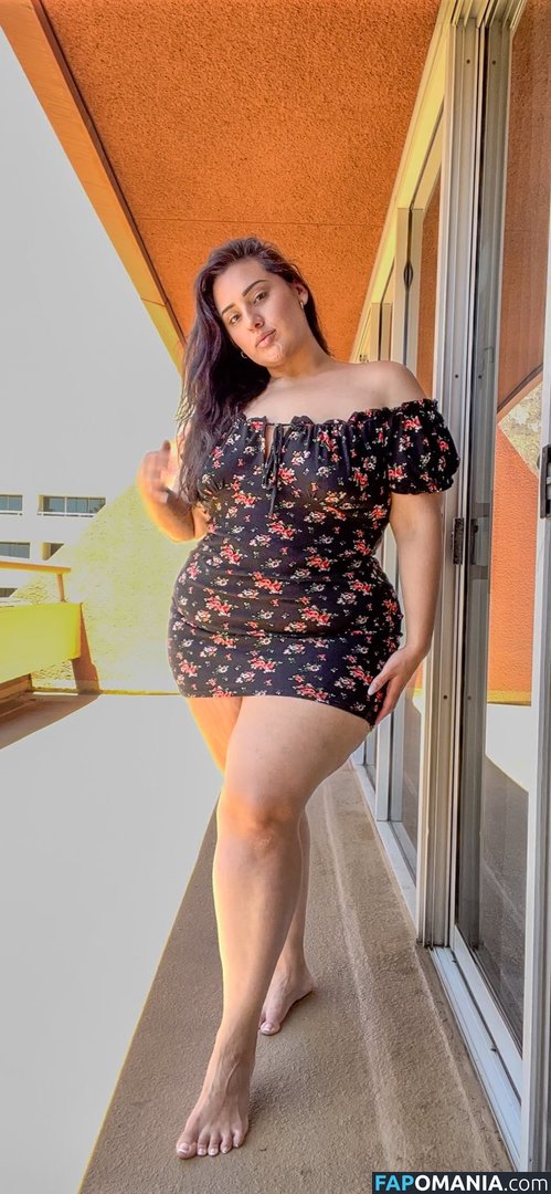 Datgorl / ImolaLola / datgirl-moniii / itsDatGorl Çıplak OnlyFans  Sızdırılmış Fotoğraf #3