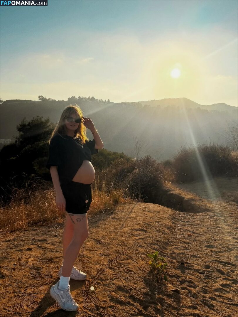 Debby Ryan / debbyryan Çıplak OnlyFans  Sızdırılmış Fotoğraf #14