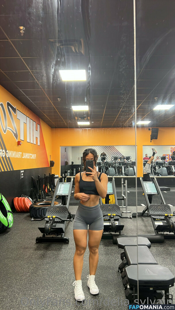 Delia Sylvain / deliasylvain / itsdelia Çıplak OnlyFans  Sızdırılmış Fotoğraf #7