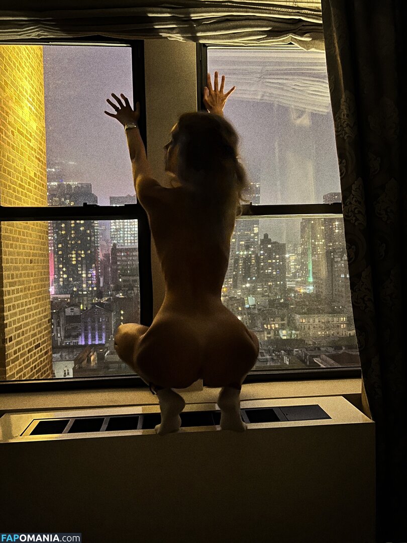 Demi Brouty Çıplak OnlyFans  Sızdırılmış Fotoğraf #2