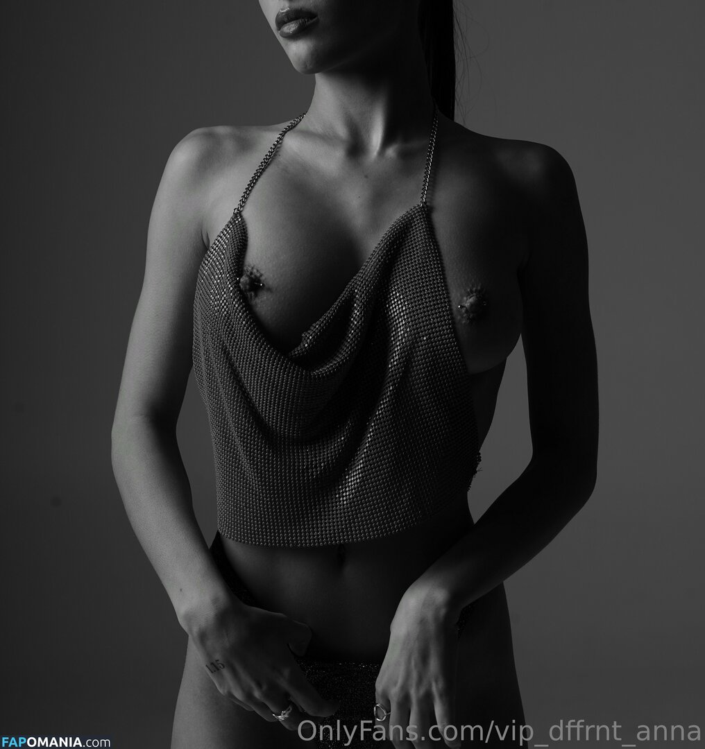 Anna Penzes / dffrnt_anna Çıplak OnlyFans  Sızdırılmış Fotoğraf #128