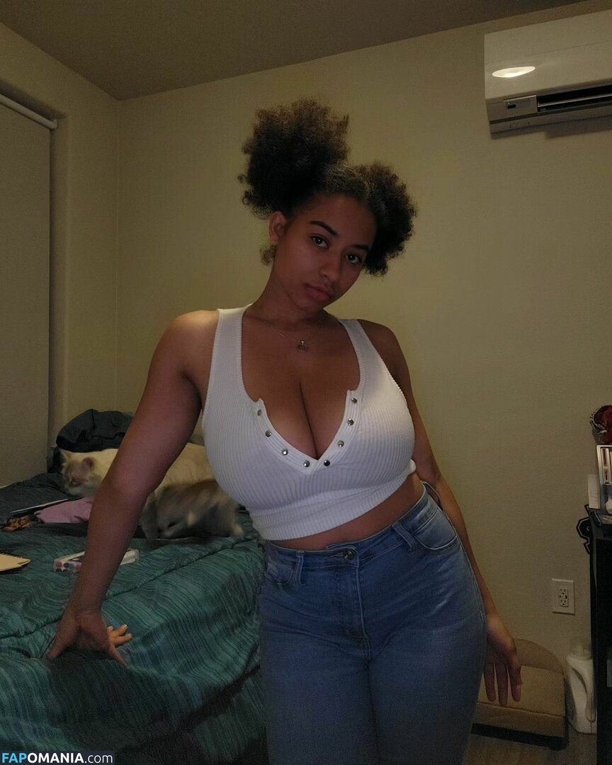 Dina / _ur_russian_dina / coco_ppop01 / dinadewgong Çıplak OnlyFans  Sızdırılmış Fotoğraf #4