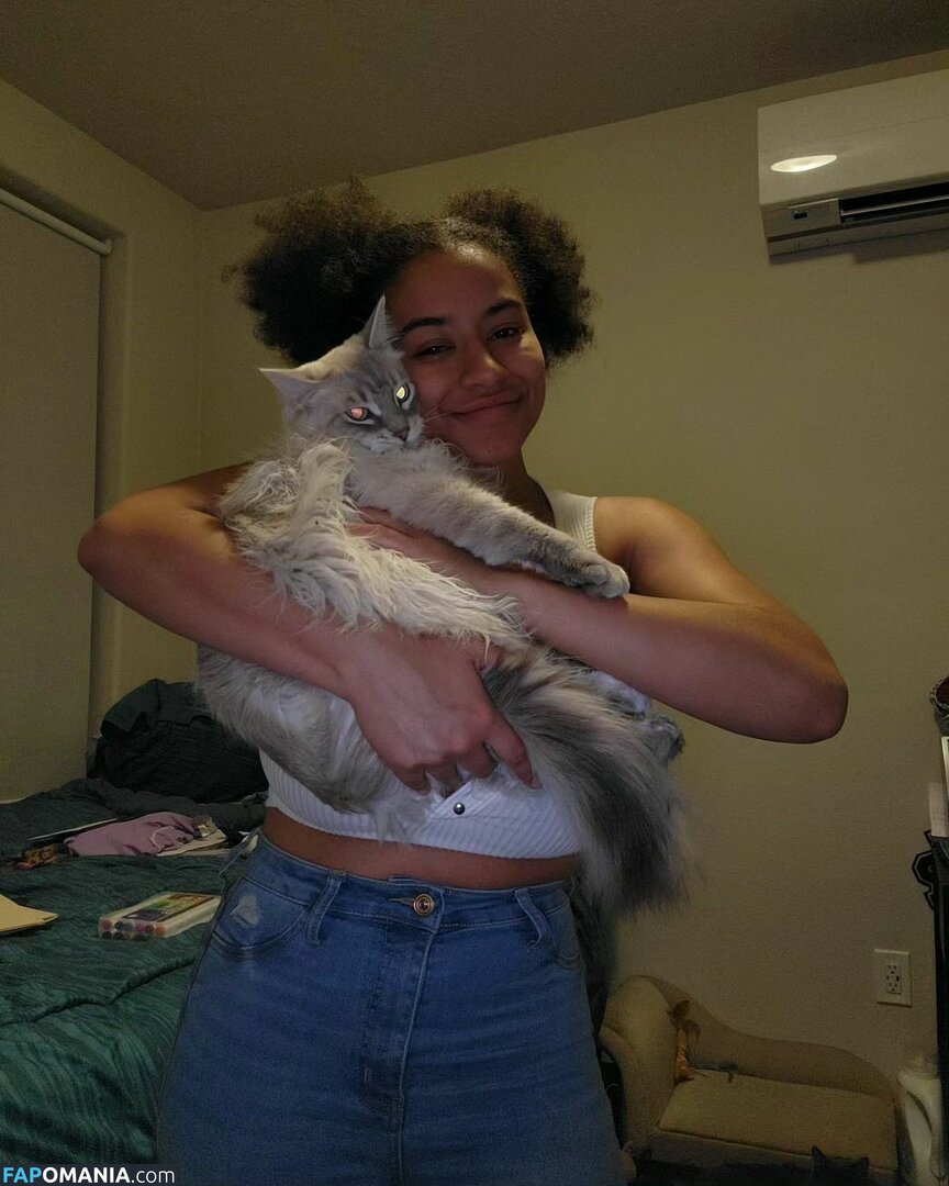 Dina / _ur_russian_dina / coco_ppop01 / dinadewgong Çıplak OnlyFans  Sızdırılmış Fotoğraf #6