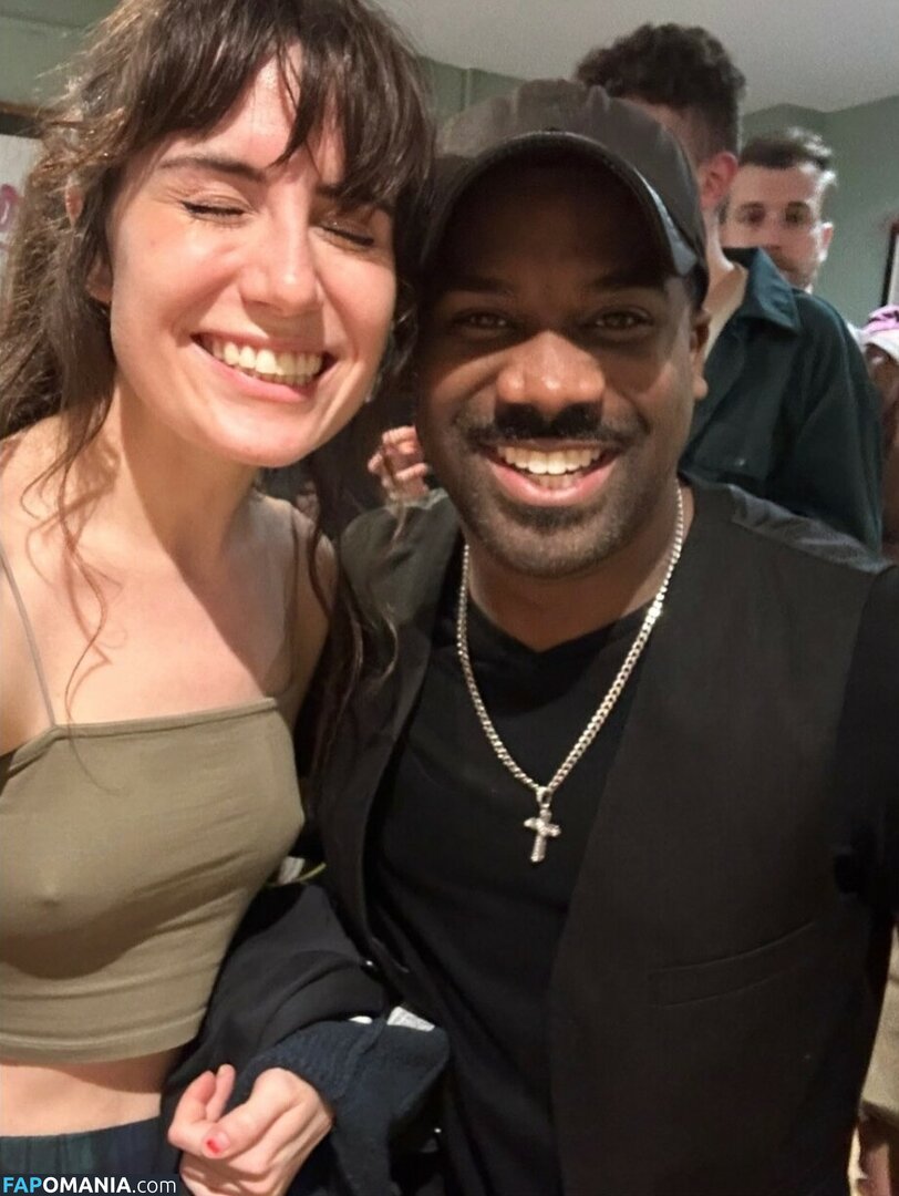 Doddleoddle / Dodie Clark Çıplak OnlyFans  Sızdırılmış Fotoğraf #60