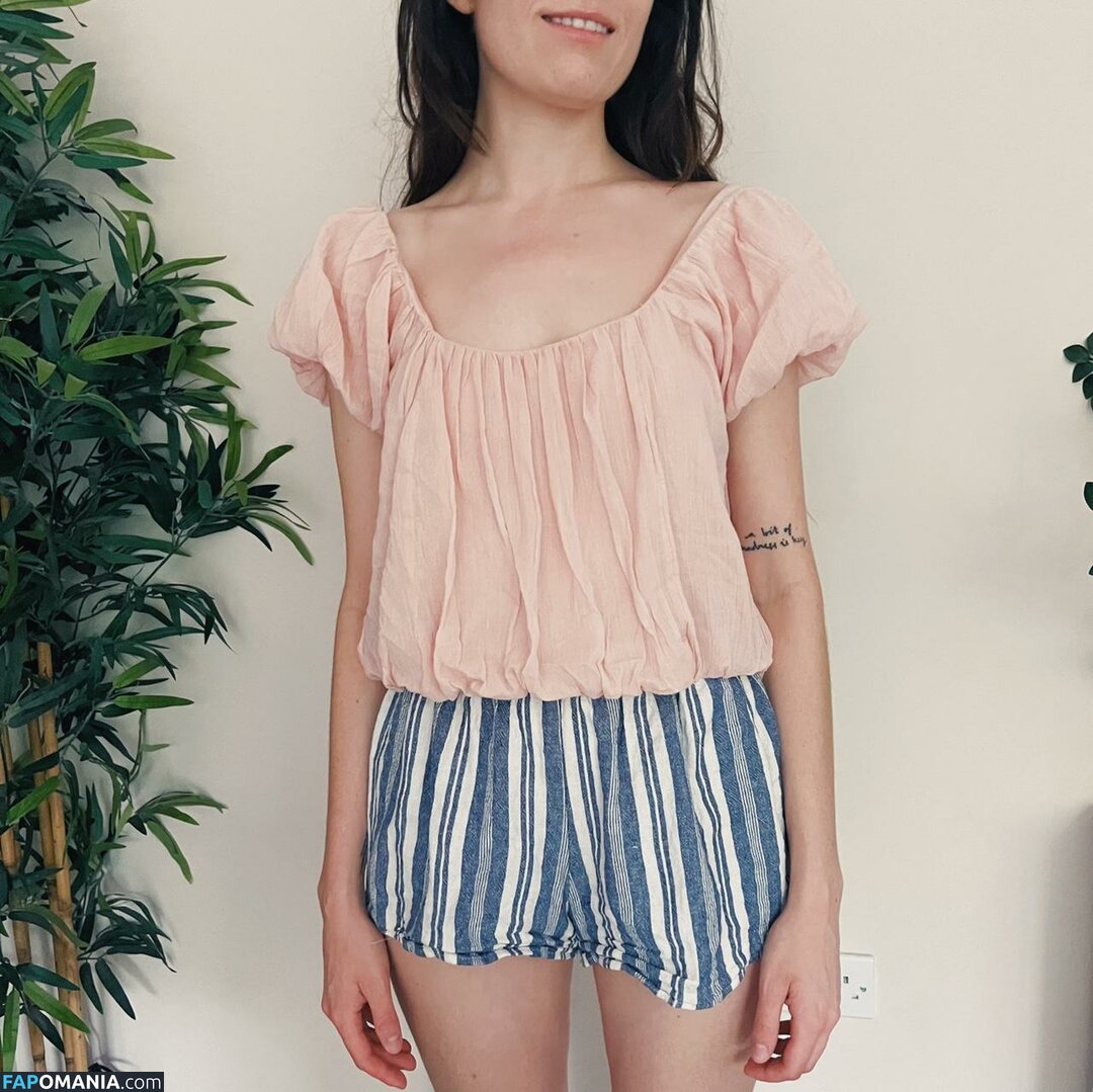 Doddleoddle / Dodie Clark Çıplak OnlyFans  Sızdırılmış Fotoğraf #79
