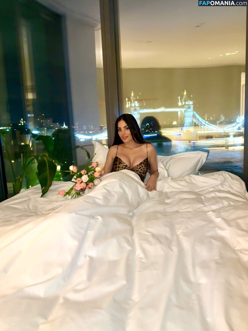 Dominique Hourani / DominiqueHorani / dominiquehourani / https: Çıplak OnlyFans  Sızdırılmış Fotoğraf #4
