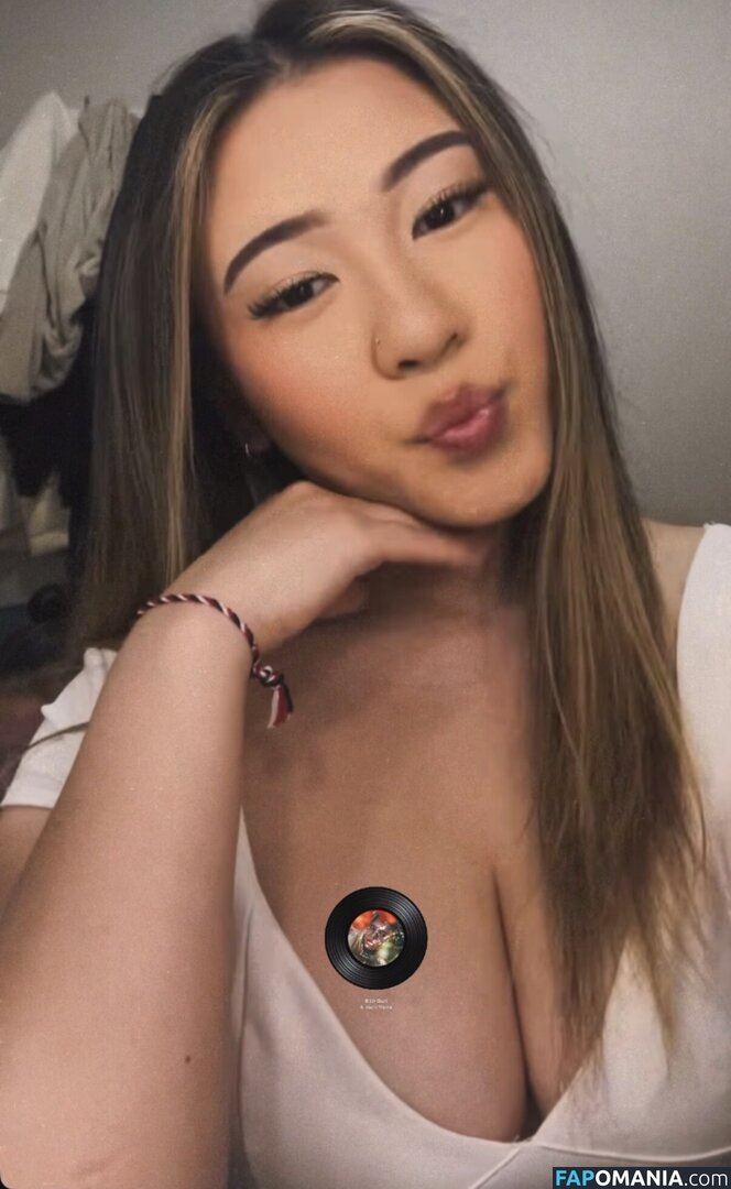 Donnavanggg Çıplak OnlyFans  Sızdırılmış Fotoğraf #1