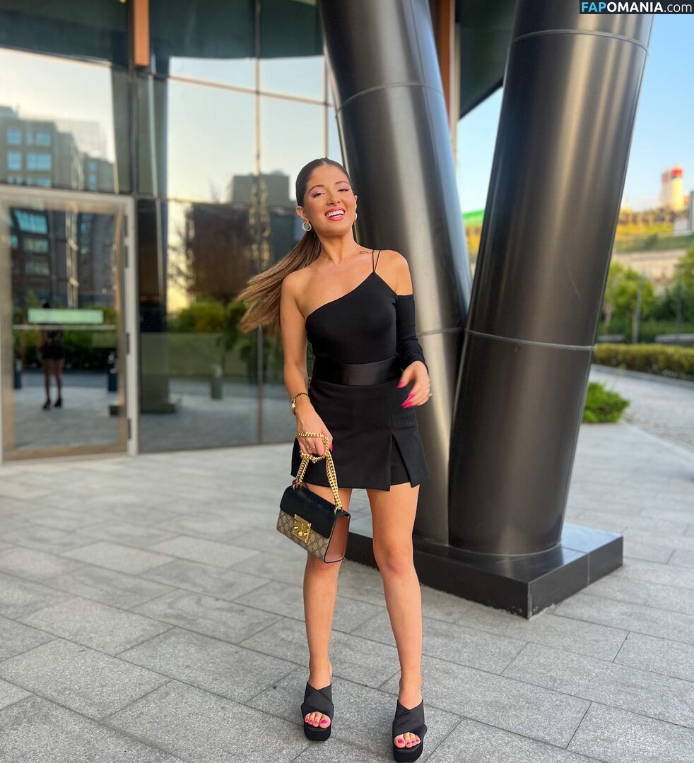 Donya Dadrasan / donyadadrasan / https: Çıplak OnlyFans  Sızdırılmış Fotoğraf #14