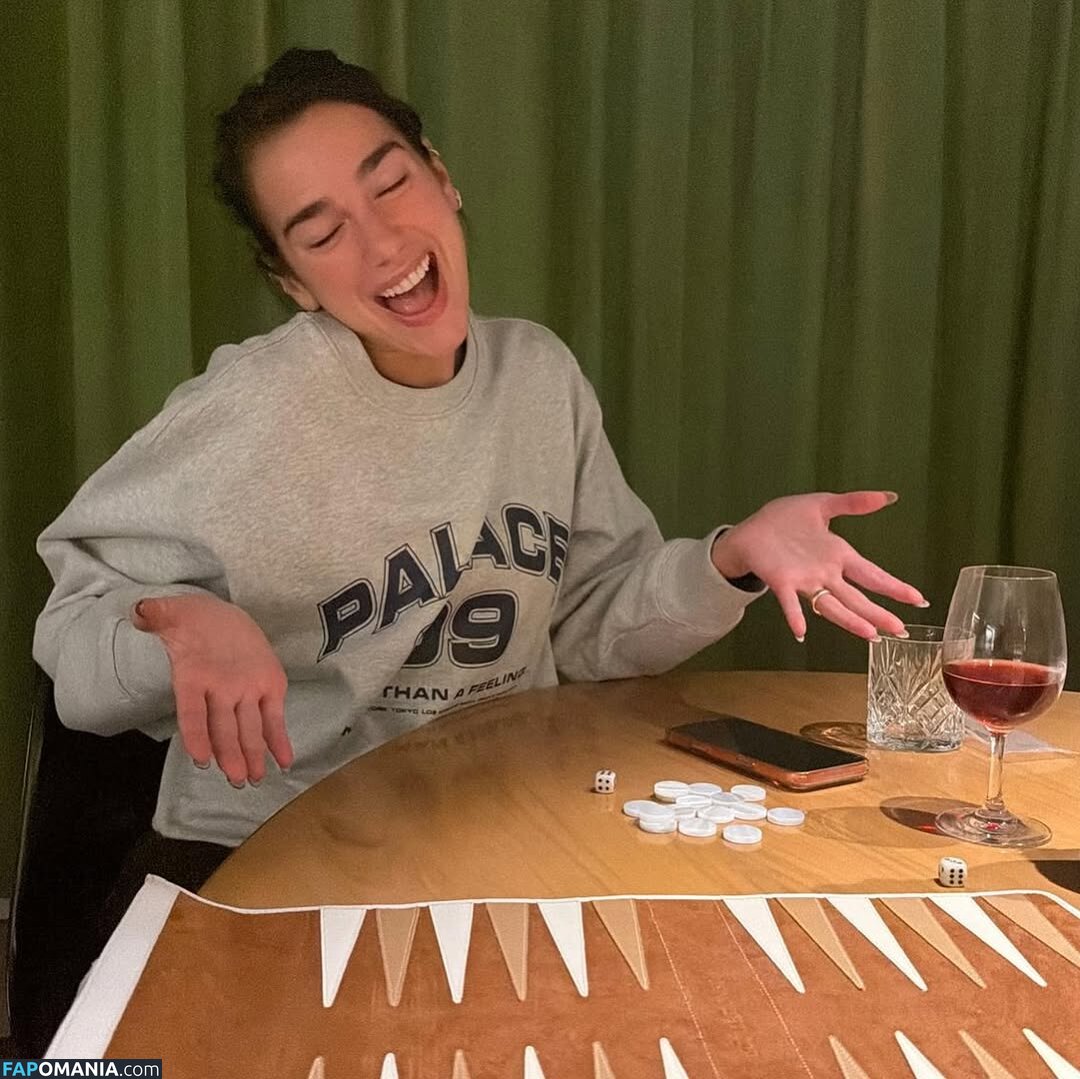 Dua Lipa / dualipa Çıplak OnlyFans  Sızdırılmış Fotoğraf #150